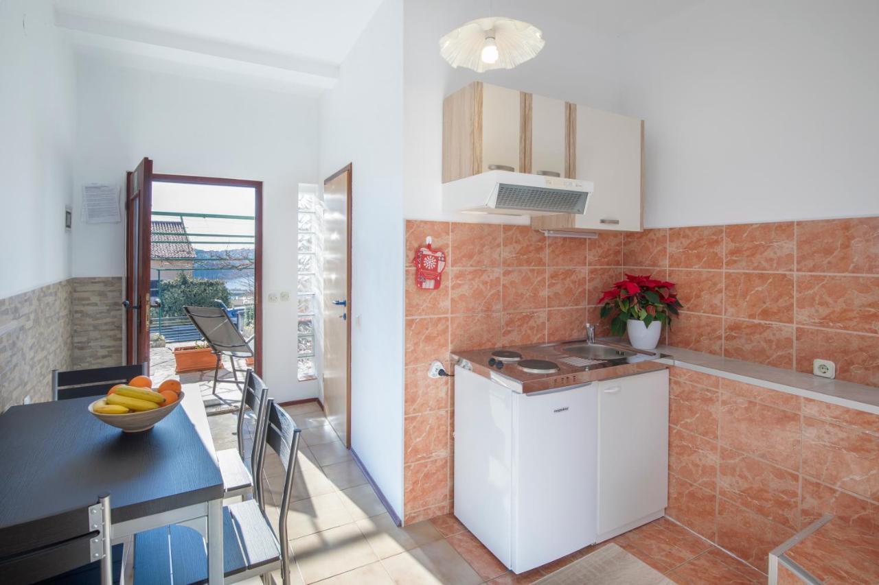 Horizont View Apartment Пула Экстерьер фото