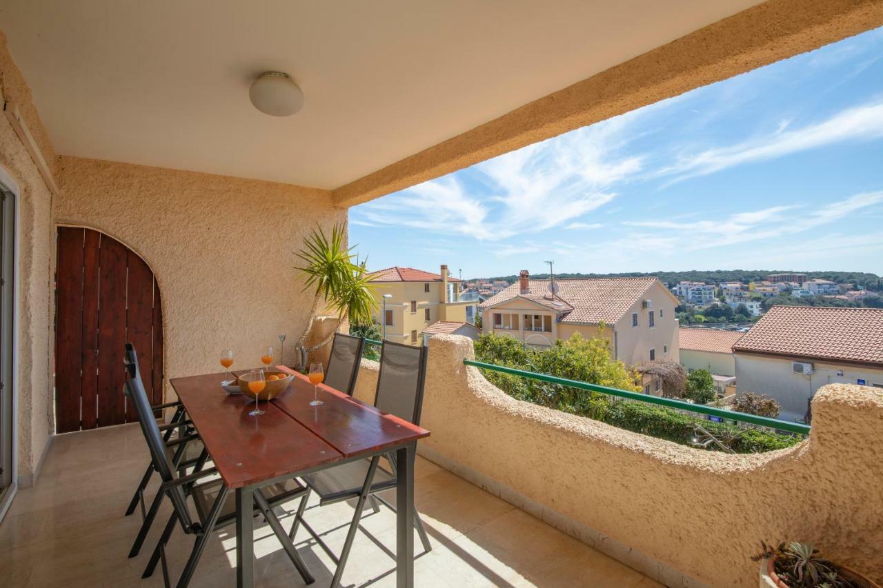 Horizont View Apartment Пула Экстерьер фото