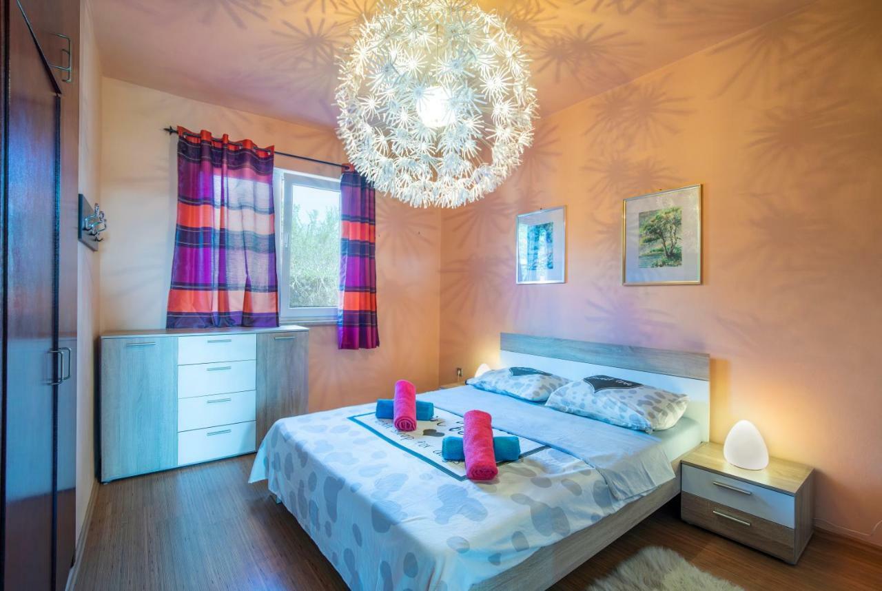 Horizont View Apartment Пула Экстерьер фото